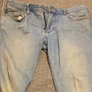 This pair/slim fit Straight Cotton J06 Emporio Armani Jeans. Waiste33R Length32.